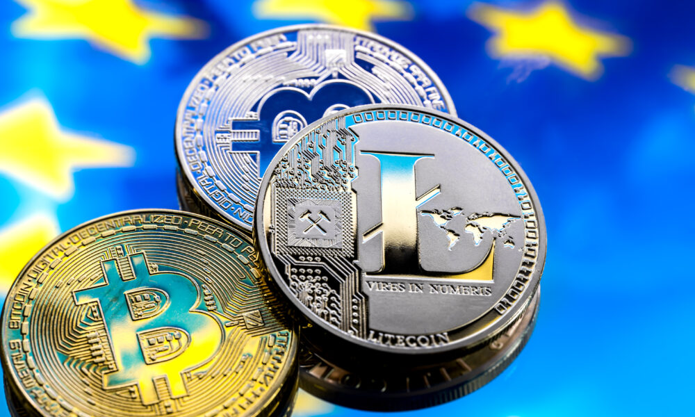 Cryptomonnaie de l'UE : Traçabilité et implications fiscales L'Union européenne se prépare à lancer sa propre cryptomonnaie avec une traçabilité totale pour les administrations, promettant une lutte plus efficace contre la fraude et le blanchiment d'argent
